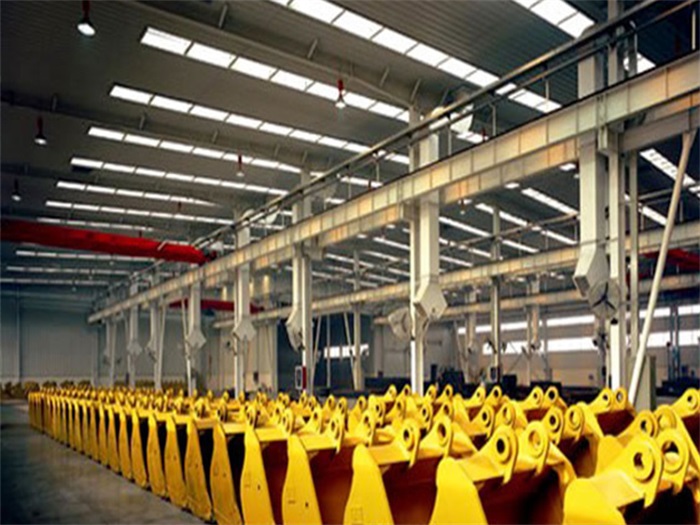 沛县徐工集团挖掘机装配车间